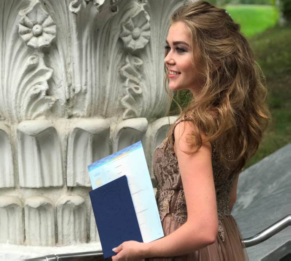 ИФМК ? это лучшее место, где творческий человек может реализовать себя как личность ИФМК ? это лучшее место, где творческий человек может реализовать себя как личность