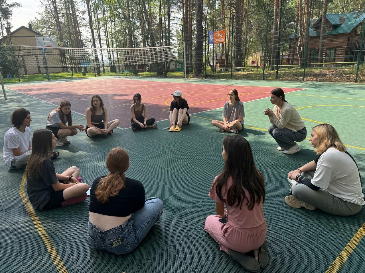 ������ '��������������� ����������: ������ � �������' �������� ����������� � ����������