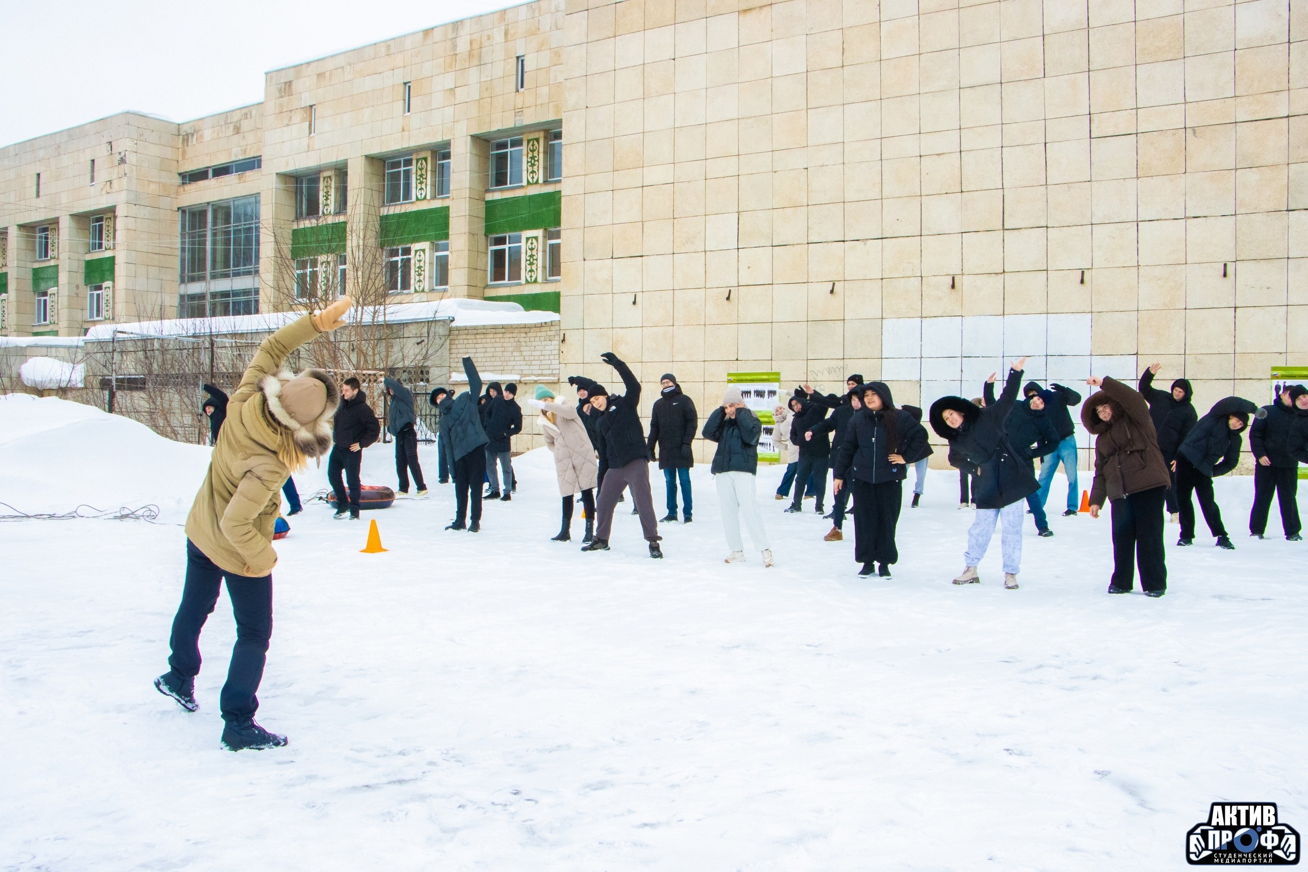 Ярко, тепло и по-народному! Ярко, тепло и по-народному!