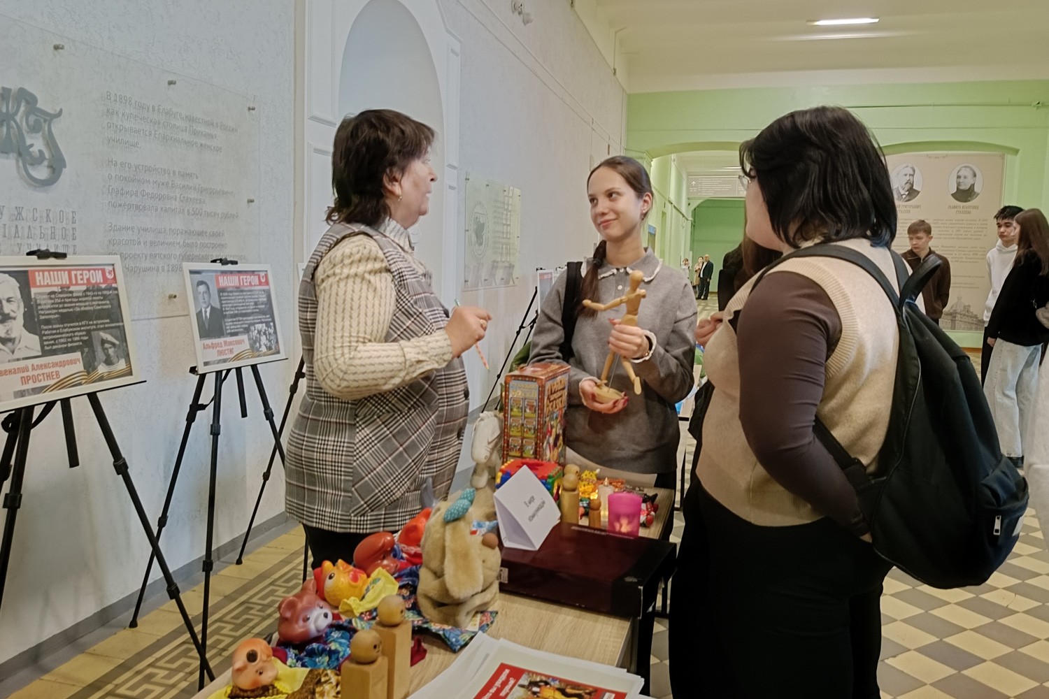 В Елабужском институте КФУ прошёл День открытых дверей В Елабужском институте КФУ прошёл День открытых дверей