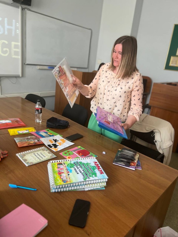 Прошли курсы повышения квалификации 'Формирование культурной языковой среды в условиях би- и полилингвизма в дошкольном образовательном учреждении' Прошли курсы повышения квалификации 'Формирование культурной языковой среды в условиях би- и полилингвизма в дошкольном образовательном учреждении'