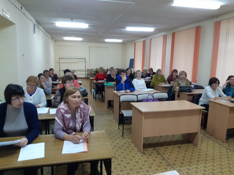 Преподаватели и методисты Казанского межрегионального методического центра обучили 100 педагогов финансовой грамотности в Республике Марий Эл Преподаватели и методисты Казанского межрегионального методического центра обучили 100 педагогов финансовой грамотности в Республике Марий Эл