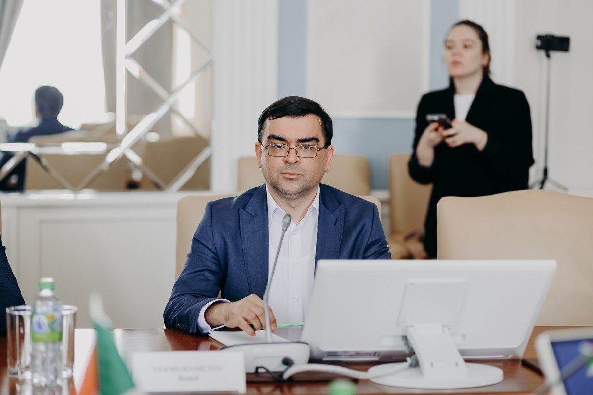 В ходе визита в КФУ послы африканских стран высоко оценили уровень российского образования В ходе визита в КФУ послы африканских стран высоко оценили уровень российского образования