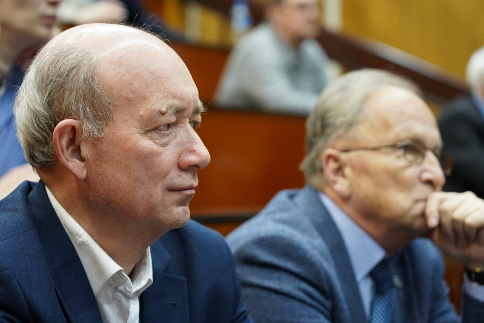 � ��������� ������ ��� ���������� ���������, ����������� 100-����� �� ��� �������� ����� �������� ,������ �����