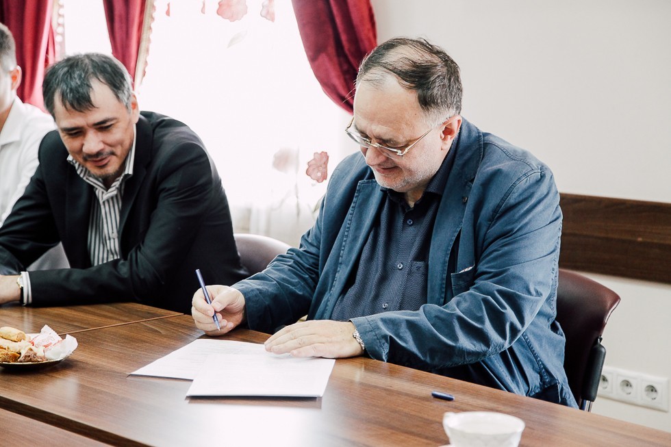 Подписание соглашения Подписание соглашения