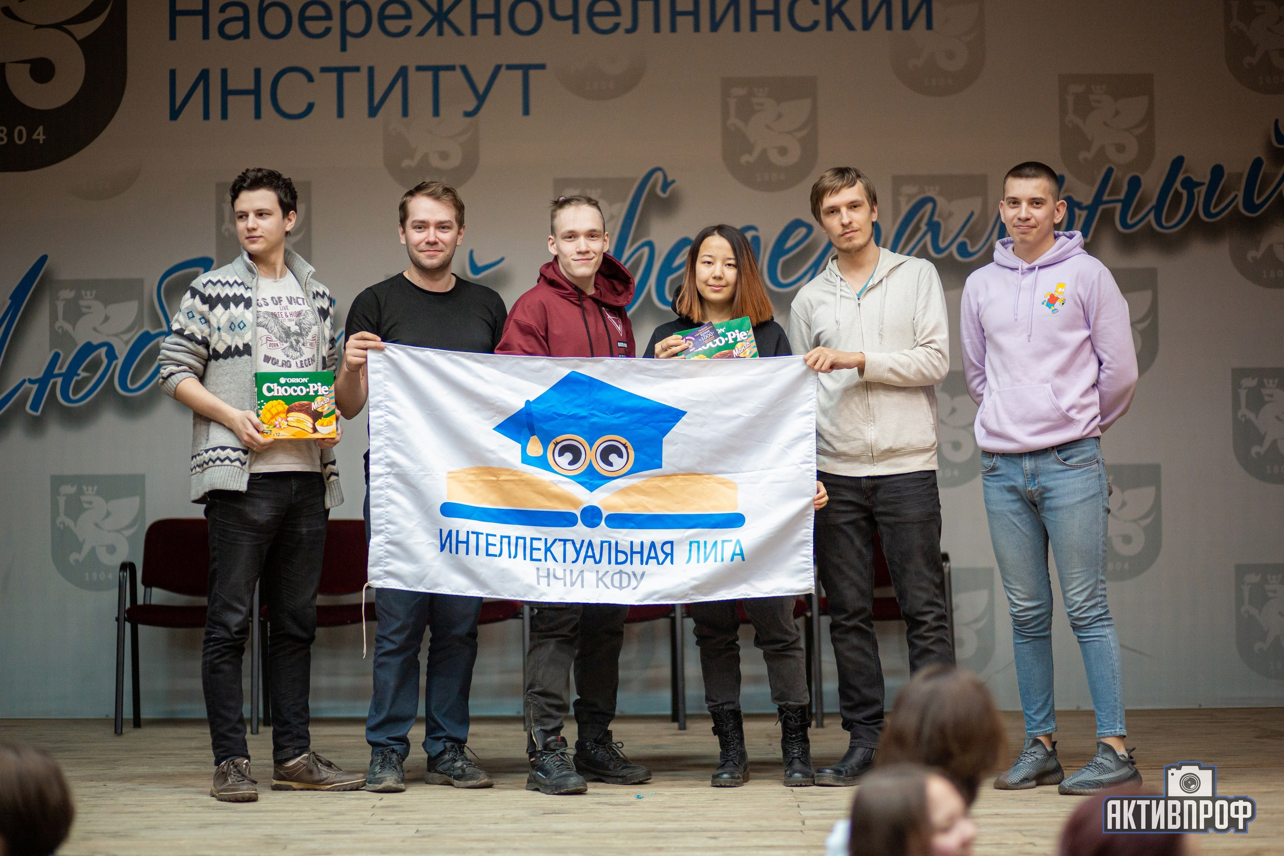 6 ���� XV ������ ���������������� ����