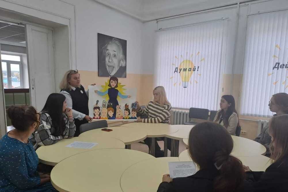 Ярко и красочно Елабужский институт отметил день дошкольного работника! Ярко и красочно Елабужский институт отметил день дошкольного работника!