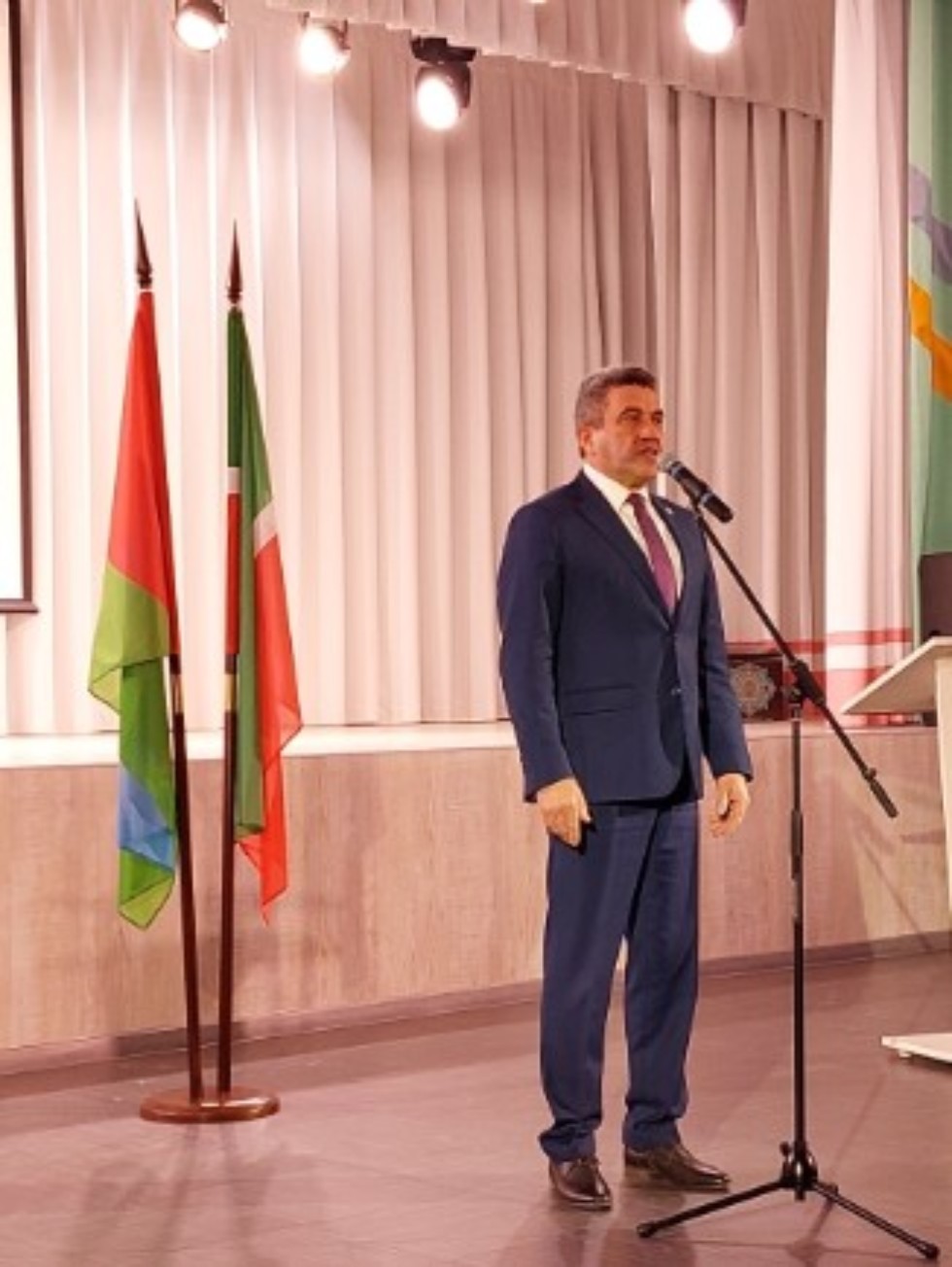 Төмәндә 'Татар мәгарифе көннәре' Төмәндә 'Татар мәгарифе көннәре'