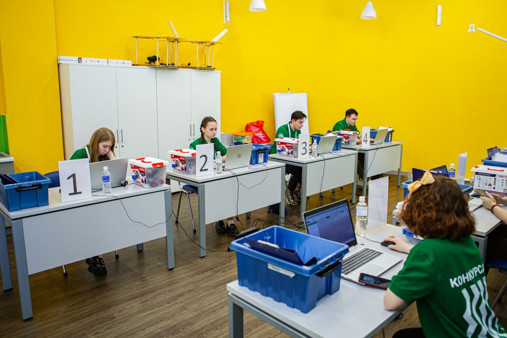 В Елабужском институте КФУ состоялся Региональный этап Чемпионата по профессиональному мастерству 'Профессионалы-2023' В Елабужском институте КФУ состоялся Региональный этап Чемпионата по профессиональному мастерству 'Профессионалы-2023'