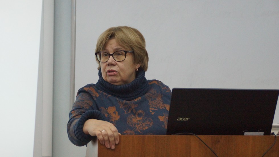 On February 13, the popular science lecture 'Linguistics and Country Studies: Mentality, Language, Culture' was delivered by Lyudmila Svirina, an associate professor in the Department of Linguistic and Intercultural Communication