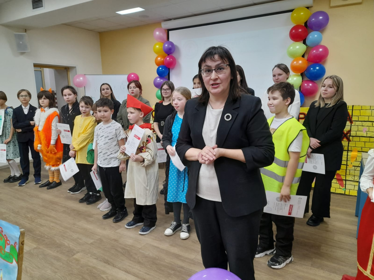 Детский театр КФУ 'Радуга' показал громкую премьеру нового спектакля Детский театр КФУ 'Радуга' показал громкую премьеру нового спектакля