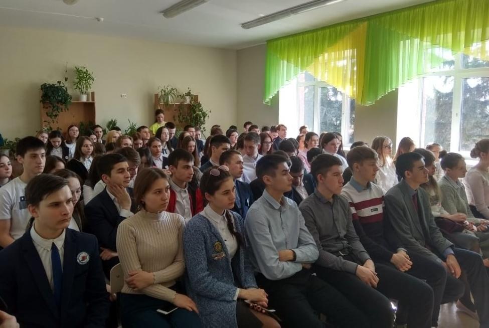 ������������������ ����� � �. ���������