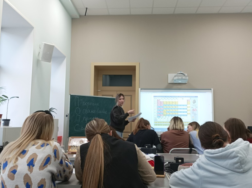 ������ '�����+' �������� ����� � ������� ��������� 3 �����