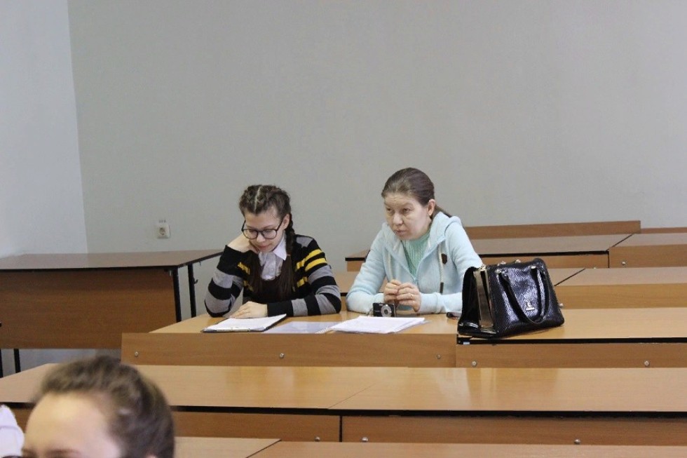 ����������� ������������� ��������� � �����