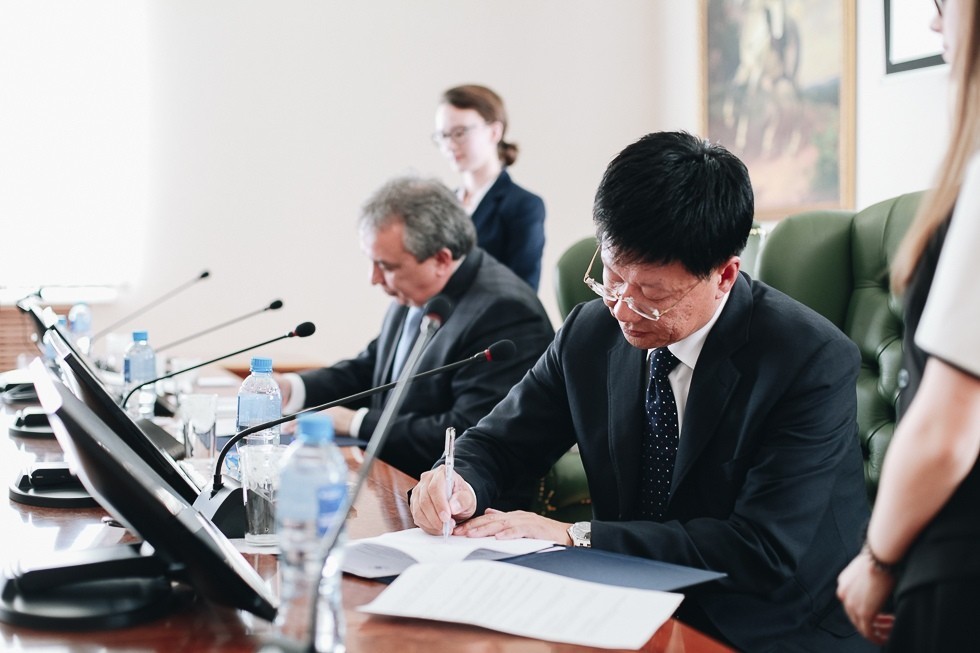 �������� ������������ � ������ � ���� ��������� � ���