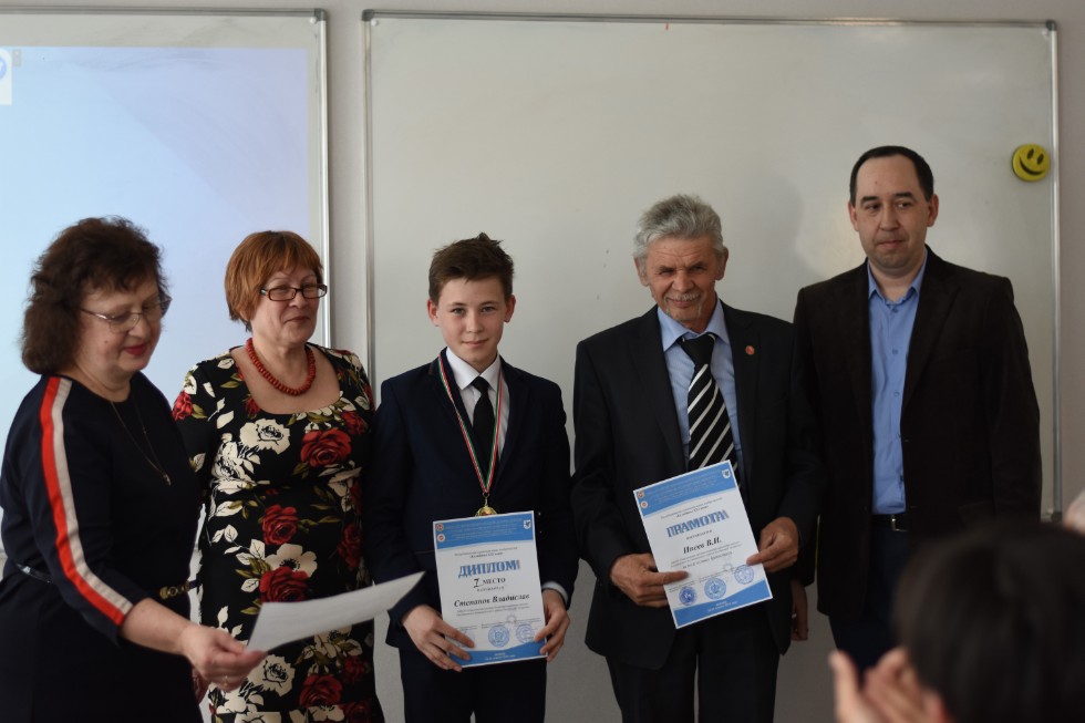 ����� ��������� ���� ������������� 