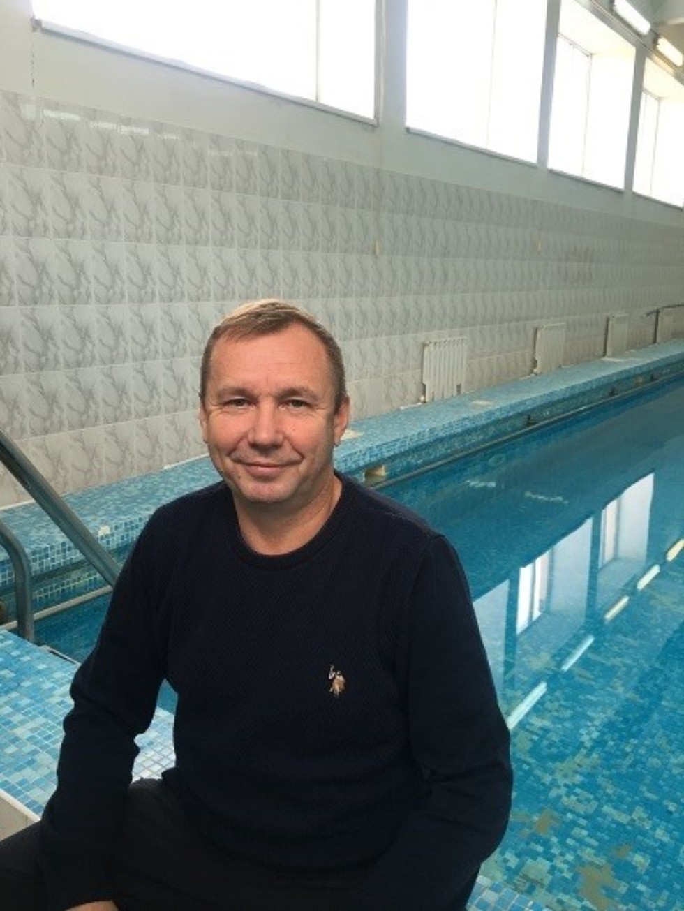 ����������