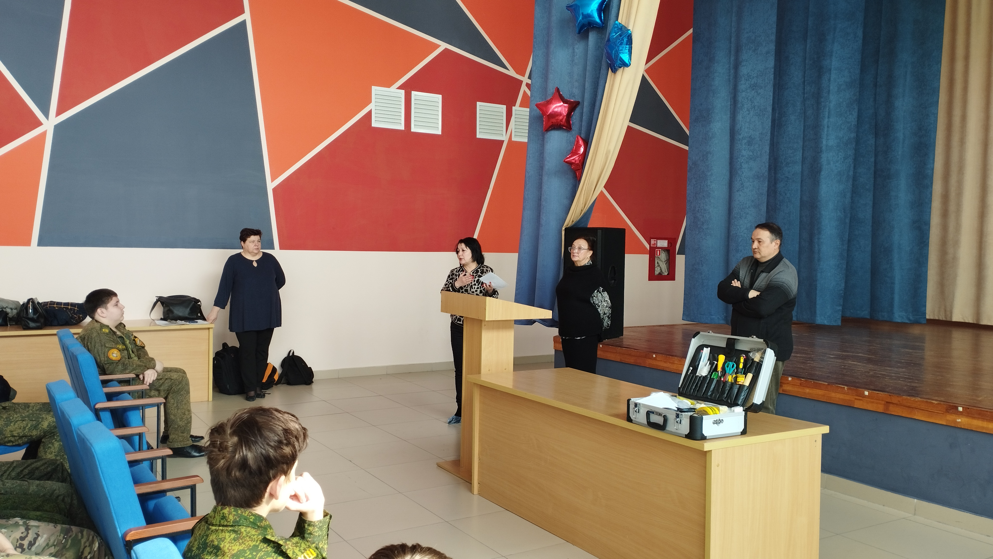 ������������������ ������