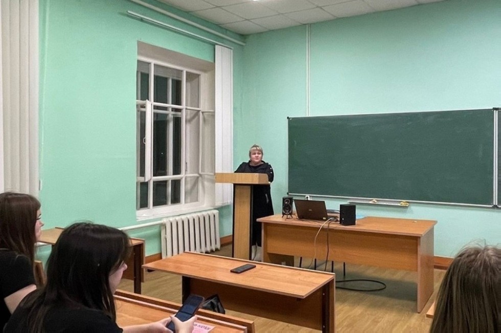 18 ноября куратор групп 1412 и 1417 Нуриева Алеся провела кураторский час в рамках проекта 'Свободные от зависимостей' 18 ноября куратор групп 1412 и 1417 Нуриева Алеся провела кураторский час в рамках проекта 'Свободные от зависимостей'