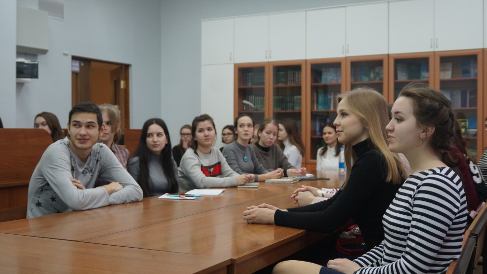 On February 13, the popular science lecture 'Linguistics and Country Studies: Mentality, Language, Culture' was delivered by Lyudmila Svirina, an associate professor in the Department of Linguistic and Intercultural Communication ,Linguistics and Country Studies: Mentality, Language, Culture