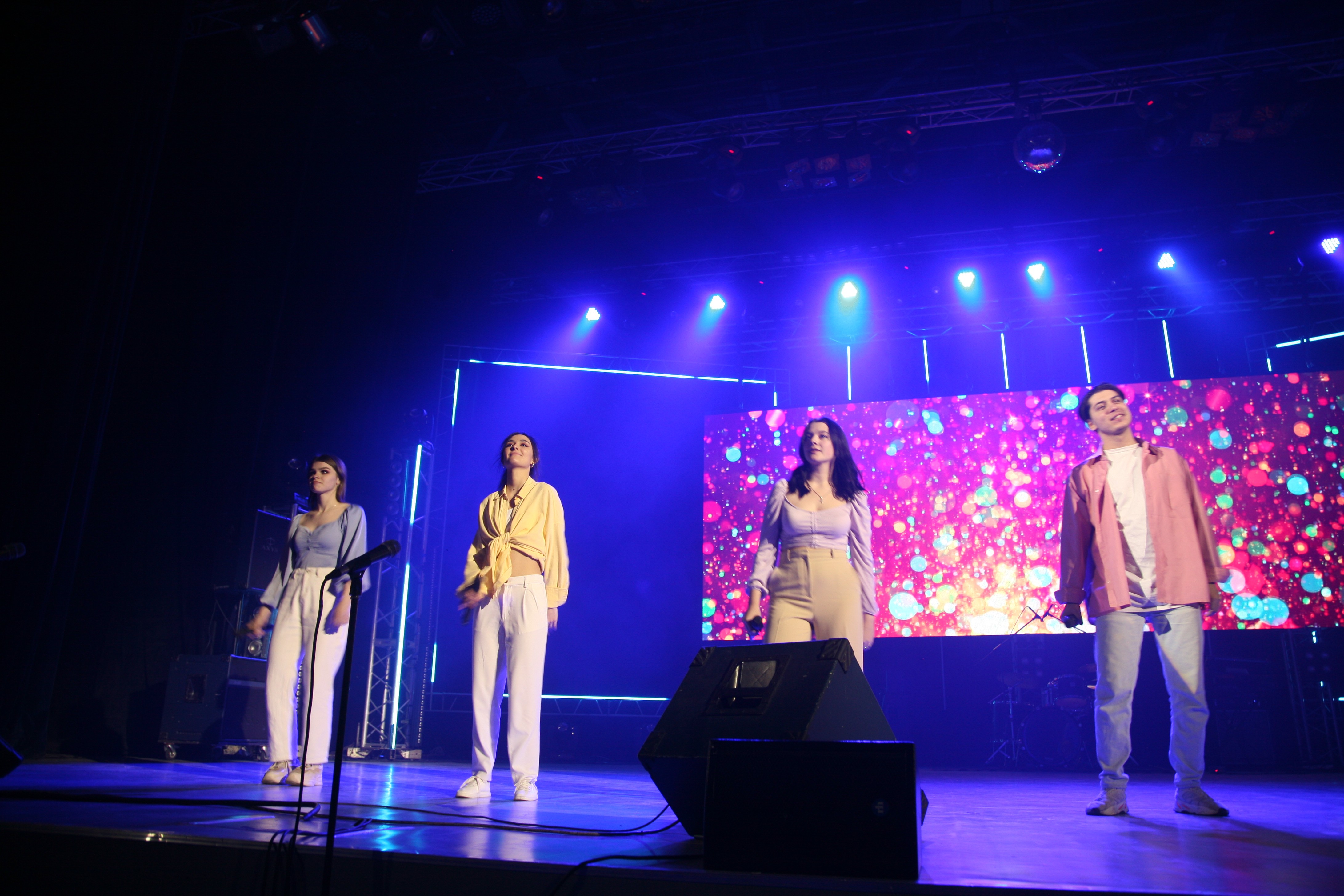 ���� �������� � �������� ���� � ���