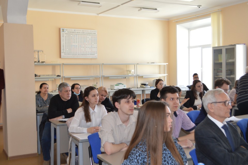 ������ '�������� 4.0' (IEEE)