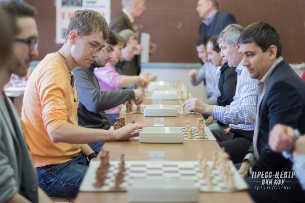 ��� � ���