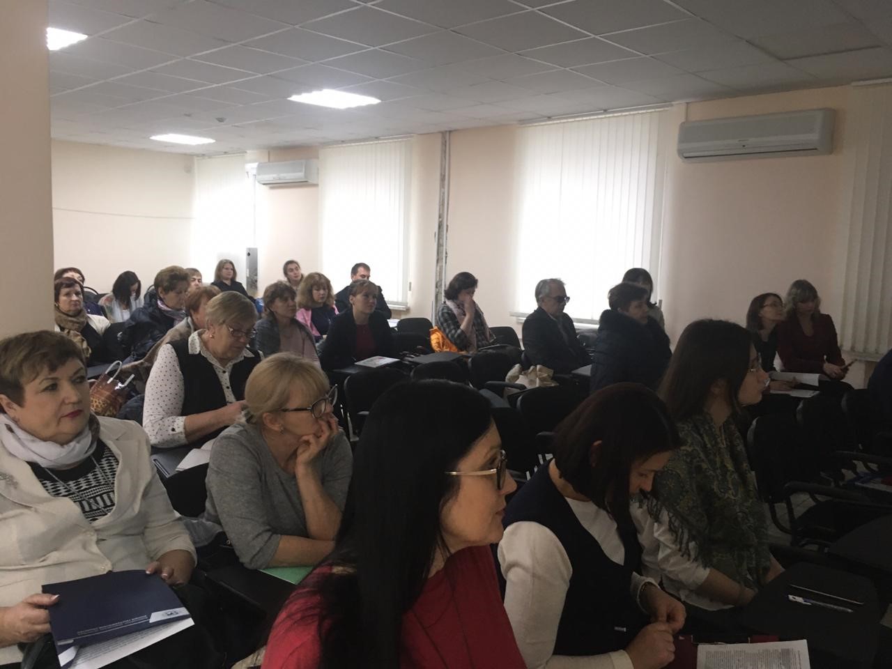 Сотрудники Казанского ММЦ провели семинар в Г.Ульяновске в рамках методической и консультационной поддержки обученных педагогов Сотрудники Казанского ММЦ провели семинар в Г.Ульяновске в рамках методической и консультационной поддержки обученных педагогов