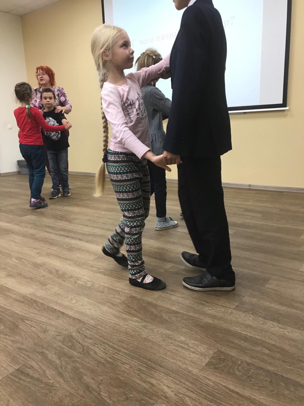 Детский театр КФУ 'Радуга' готовится к празднованию 215-летия со дня основания Казанского университета Детский театр КФУ 'Радуга' готовится к празднованию 215-летия со дня основания Казанского университета