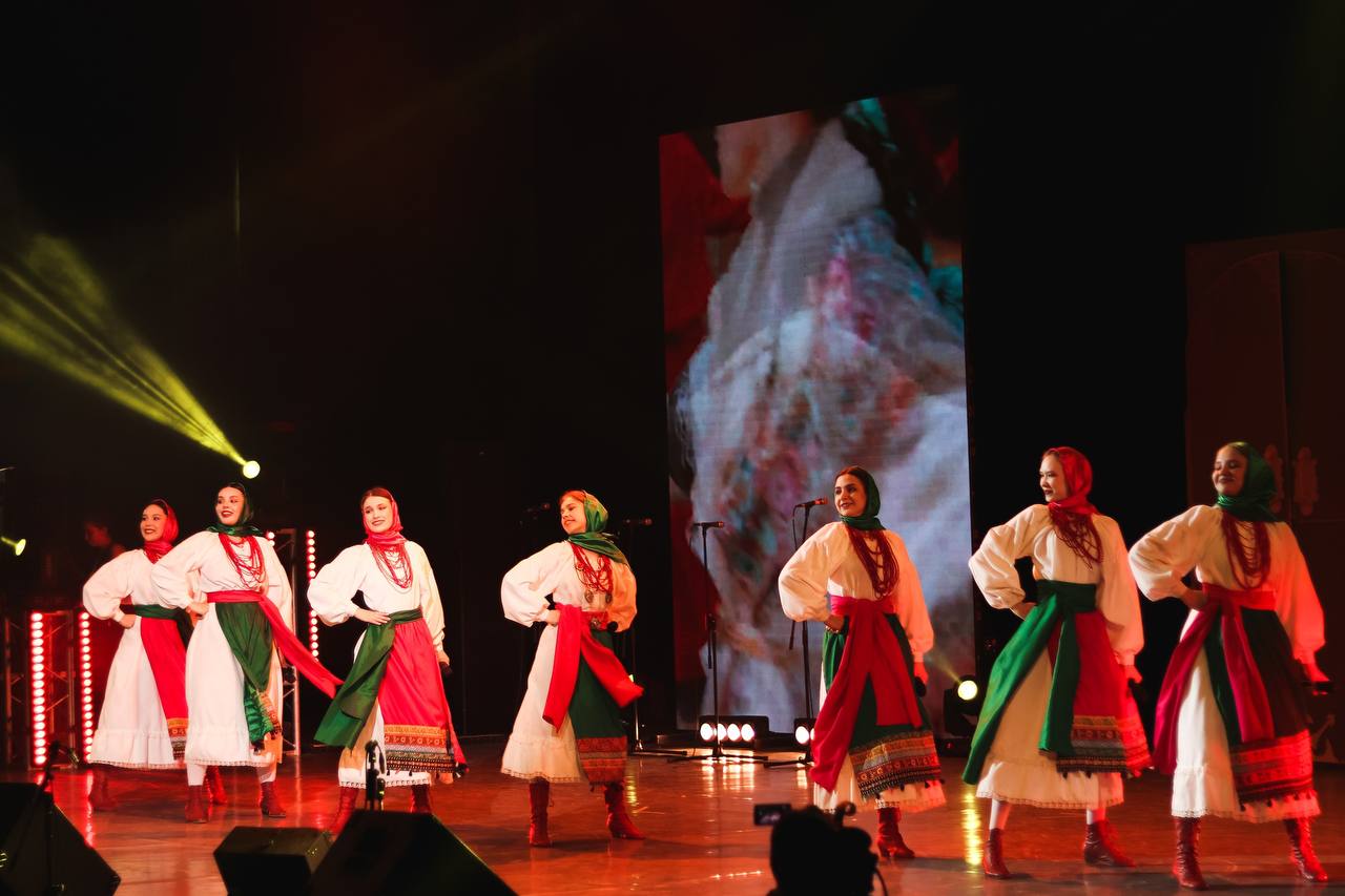 Вокальный ансамбль 'Зарница' Вокальный ансамбль 'Зарница'