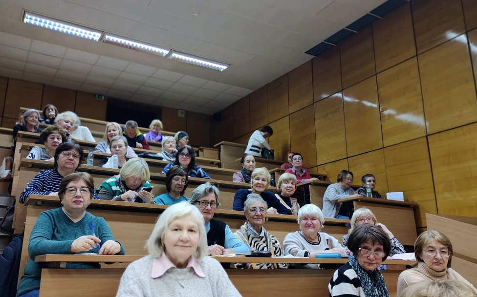 Продолжаются цикл лекций по истории Казани для слушателей серебряного возраста Продолжаются цикл лекций по истории Казани для слушателей серебряного возраста