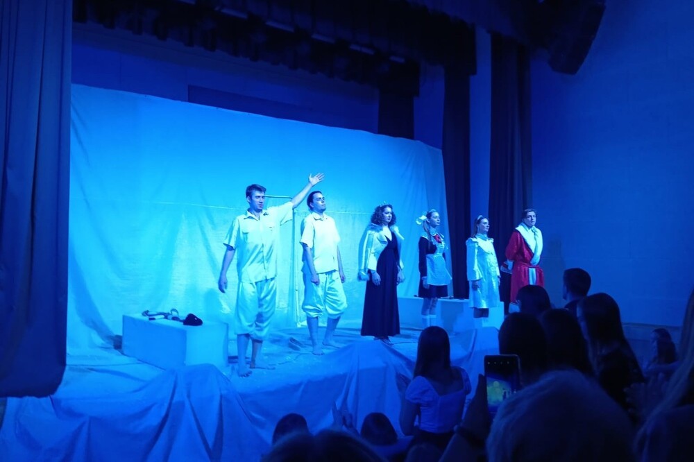 ��������� '����' ��������� ���������� �������� ����������� ��������� ���