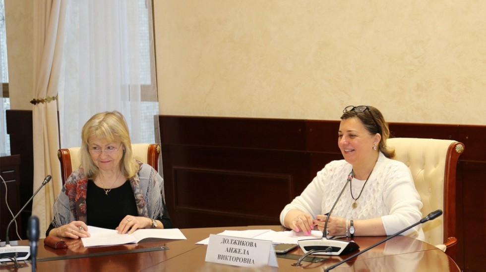 � ������ ���������� ��������� ������������ �������� ������������ ����� � ������� �����������