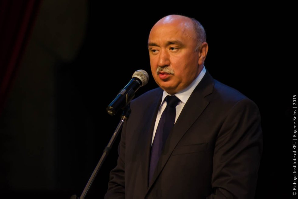 ������������� ��������� �������� �������� � �������