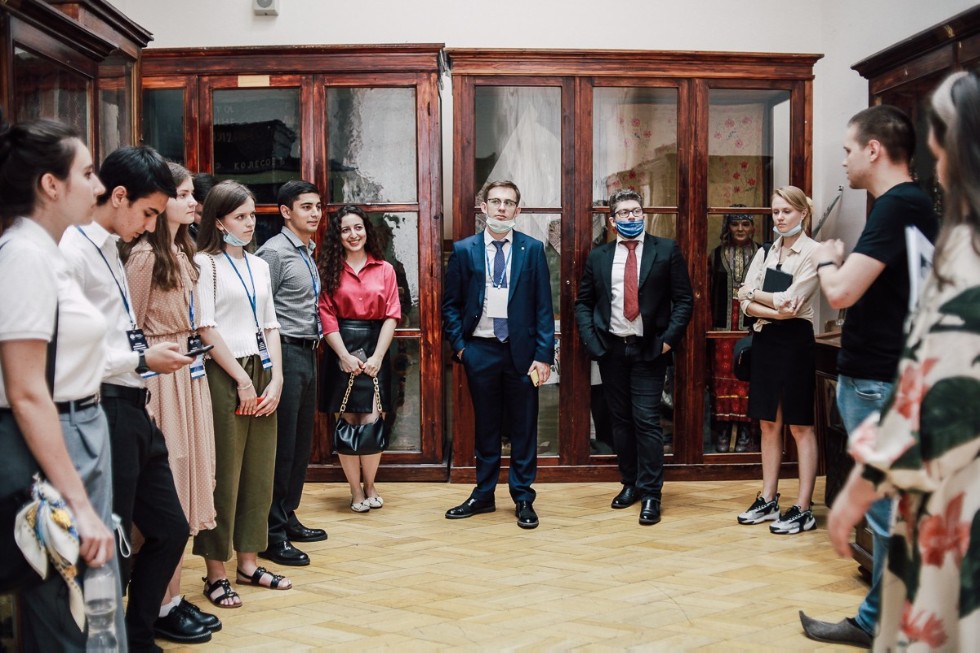 ����������� 2021