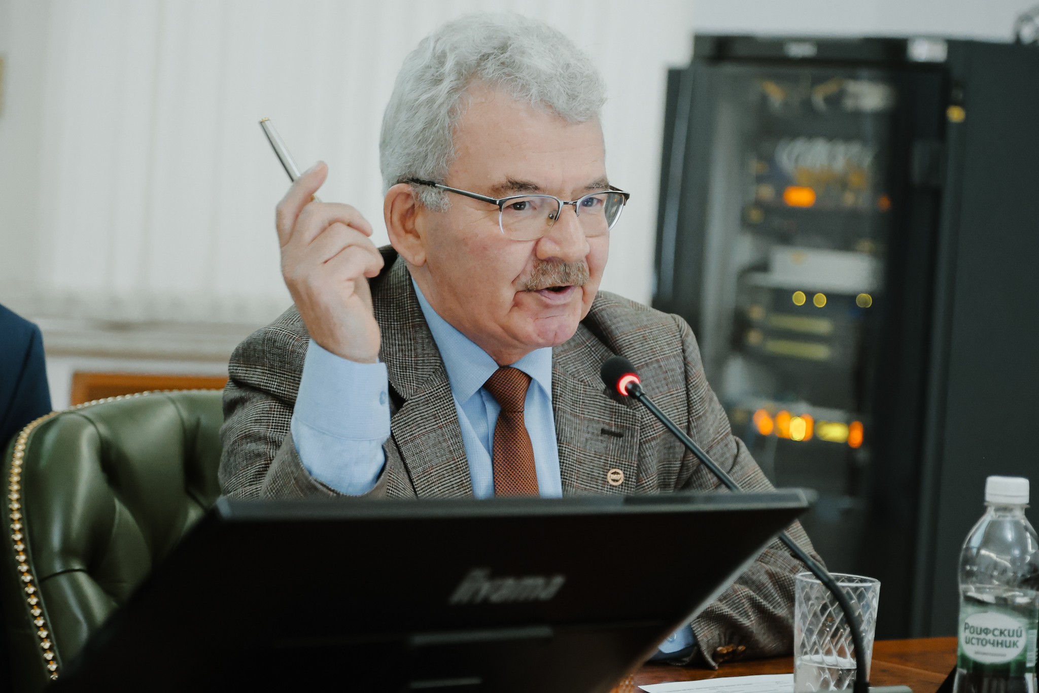 ��������� ���������� ������������� ��������� � ������ �������� � ���