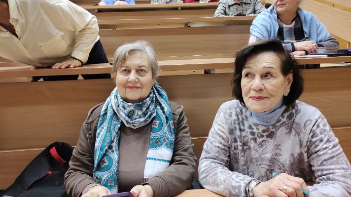 Лектор познакомил слушателей Университета третьего возраста с генеалогической системой российского дворянства Лектор познакомил слушателей Университета третьего возраста с генеалогической системой российского дворянства