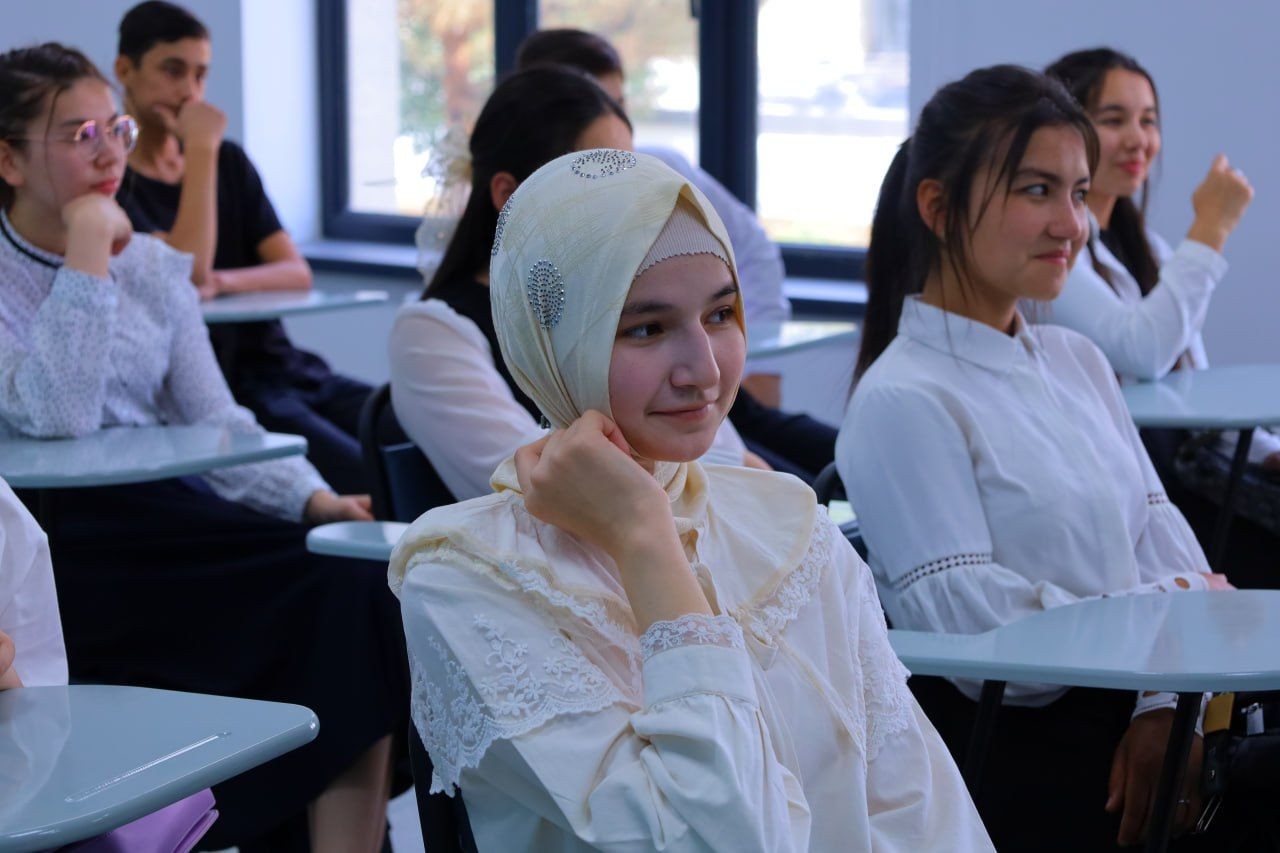 Презентация ИМО для школьников в Джизаке Презентация ИМО для школьников в Джизаке