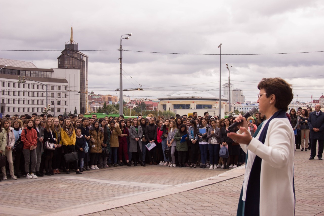 Студенчеству ? быть! Студенчеству ? быть!