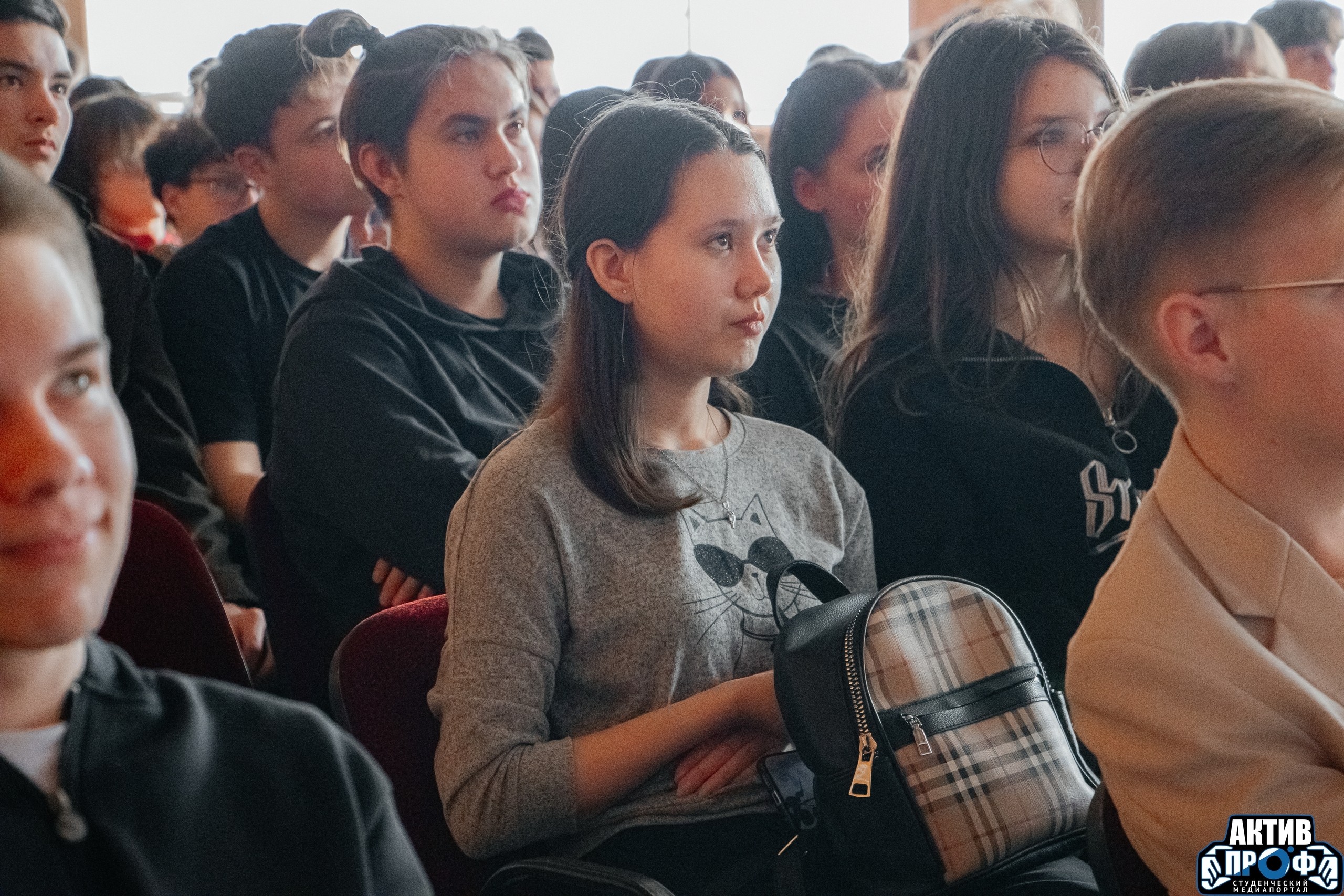 ����� ���� ����