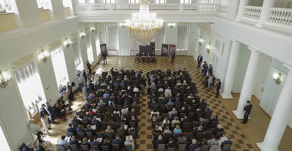 ����� �������� ����������� ������������� �������� ���������� � ������