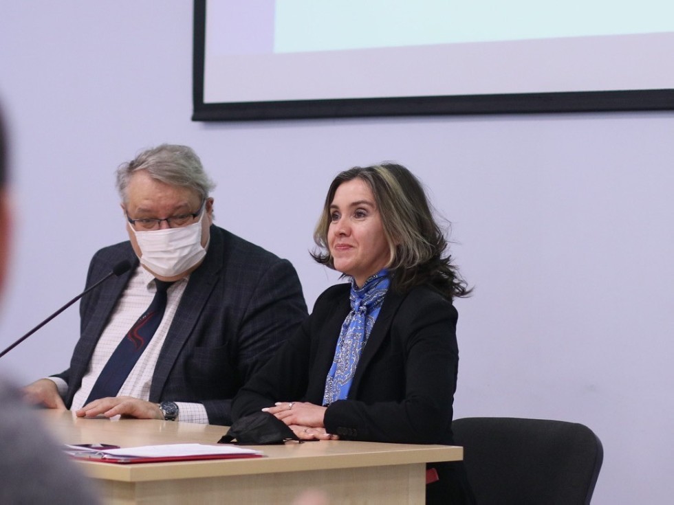 University welcomes 2nd International Forum on Mathematical Education University welcomes 2nd International Forum on Mathematical Education