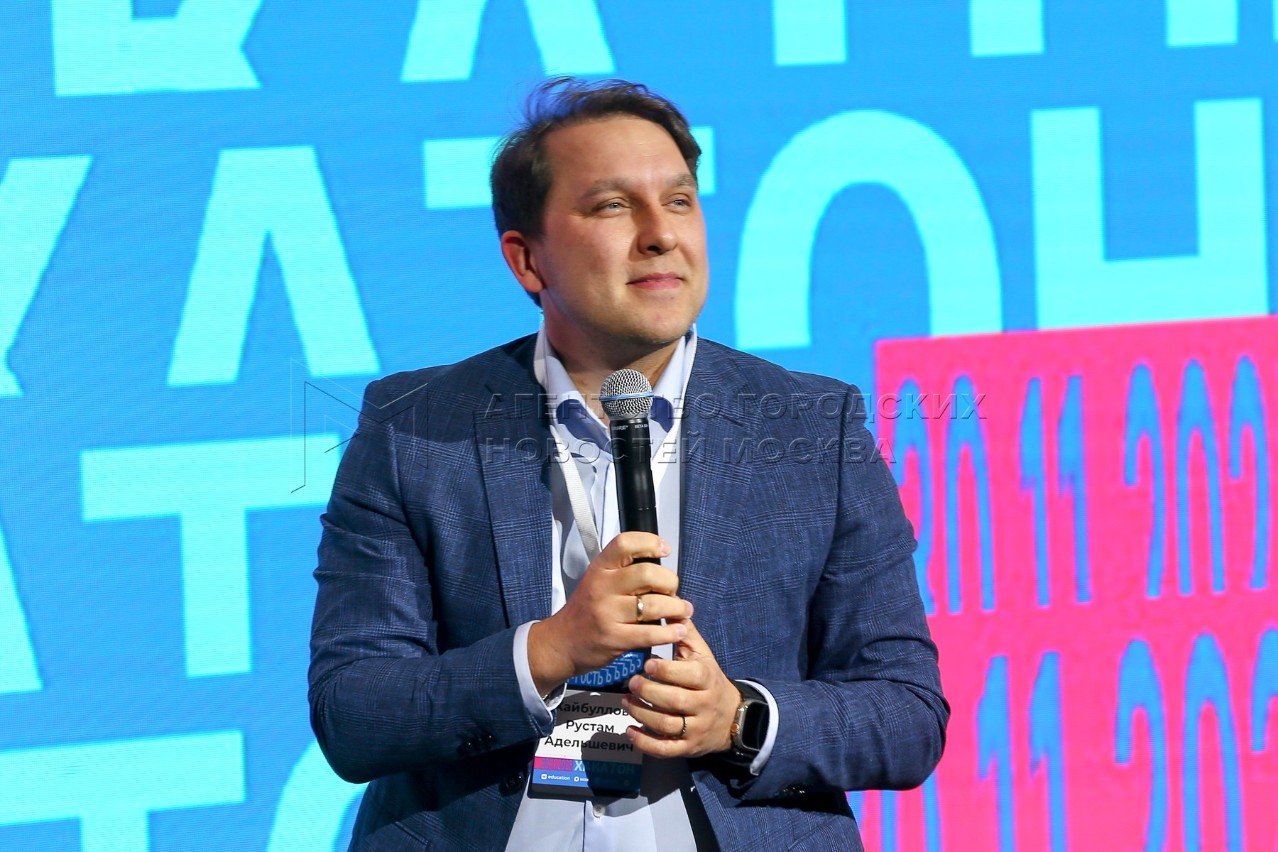 Студент ИТИС финалист хакатона от MAX и VK Education Студент ИТИС финалист хакатона от MAX и VK Education