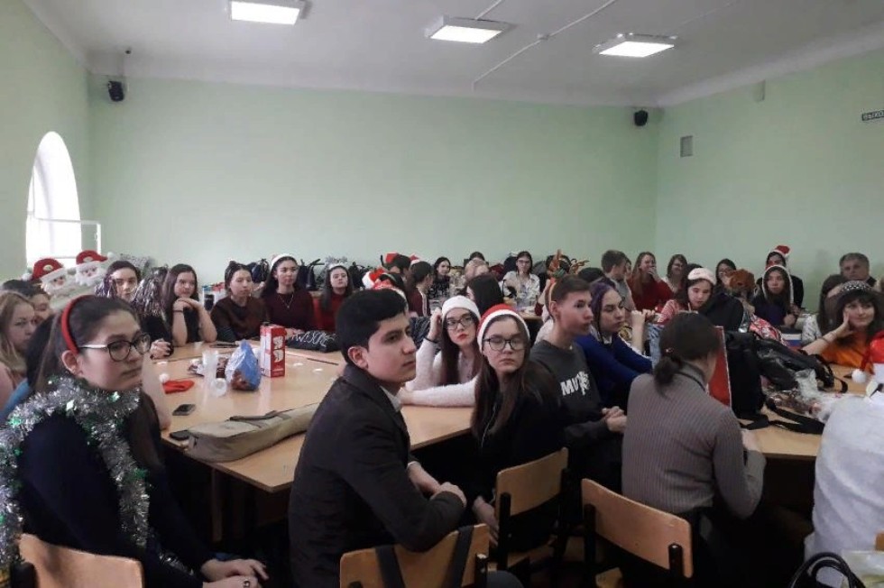 FREUE WEIHNACHTEN FREUE WEIHNACHTEN