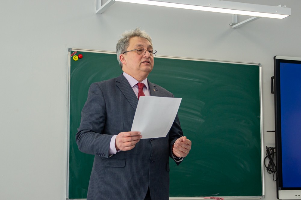 � '���������������' ����� ��������� �������������� �����