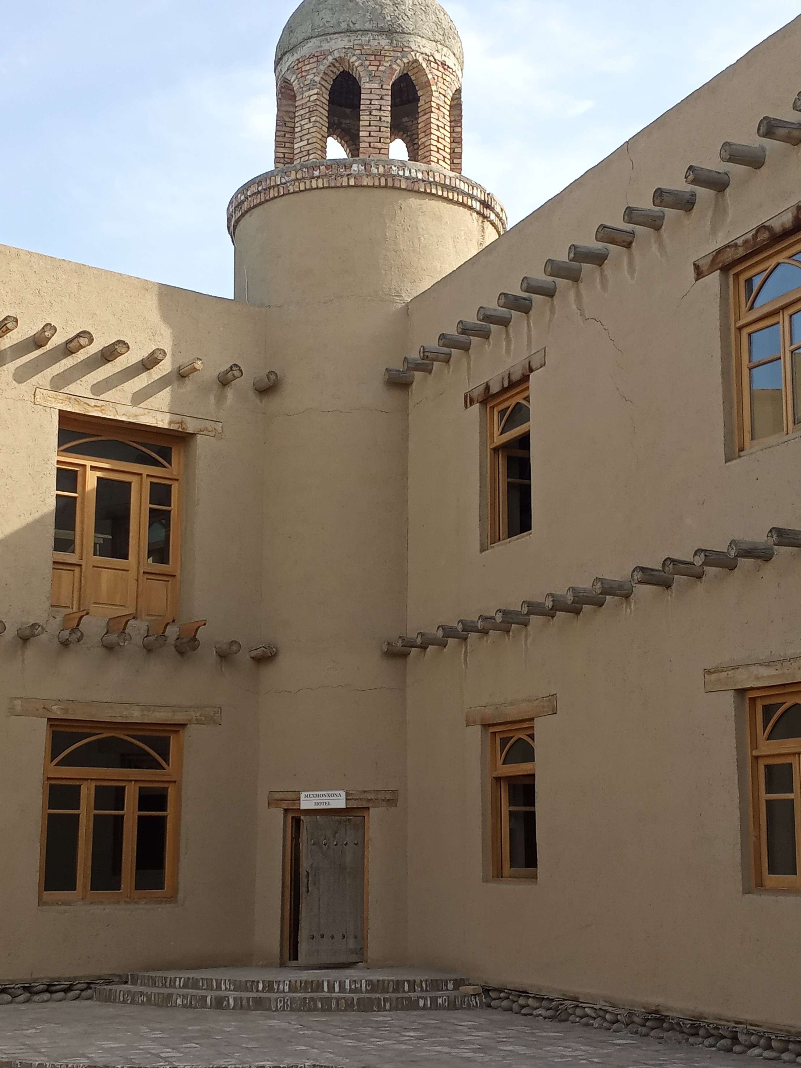 Преподаватели ИФМК КФУ посетили Ферганский государственный университет Преподаватели ИФМК КФУ посетили Ферганский государственный университет