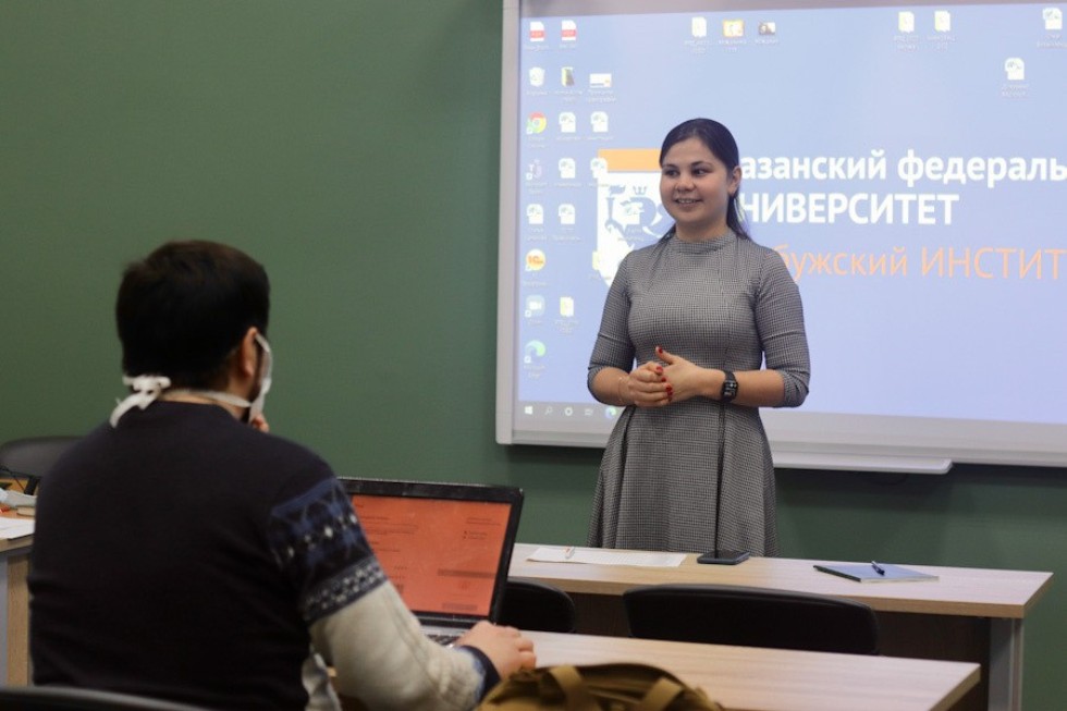 Курсы по изучению татарского языка начались в Елабужском институте КФУ ,Елабужский институт КФУ