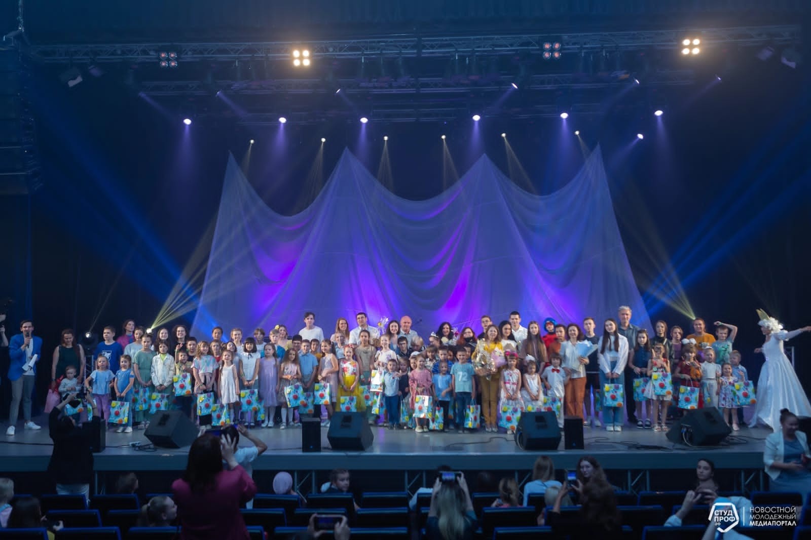 VII Фестиваль семей сотрудников, преподавателей и обучающихся Казанского университета VII Фестиваль семей сотрудников, преподавателей и обучающихся Казанского университета