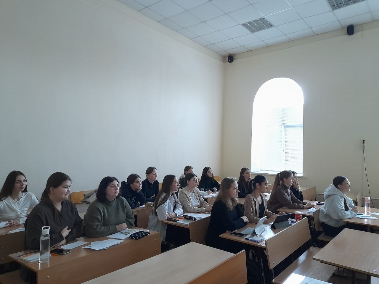 �������� ������� ���������� ����������� ��������� ���������� � ����������� ���������� ������-������ �� �������� ������������� ������