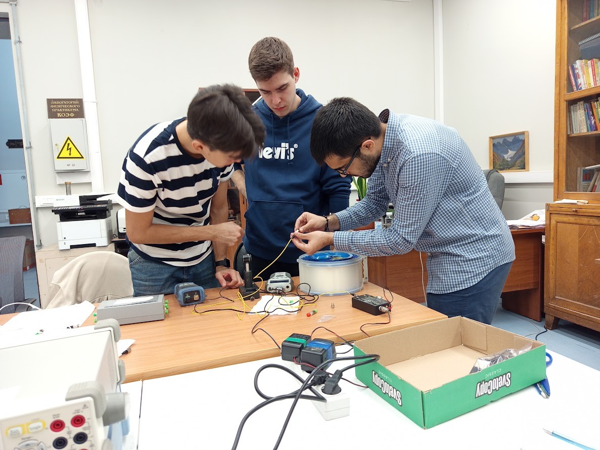 Доцент кафедры физики прошла стажировку в Институте физики, технологии и информационных систем МПГУ Доцент кафедры физики прошла стажировку в Институте физики, технологии и информационных систем МПГУ